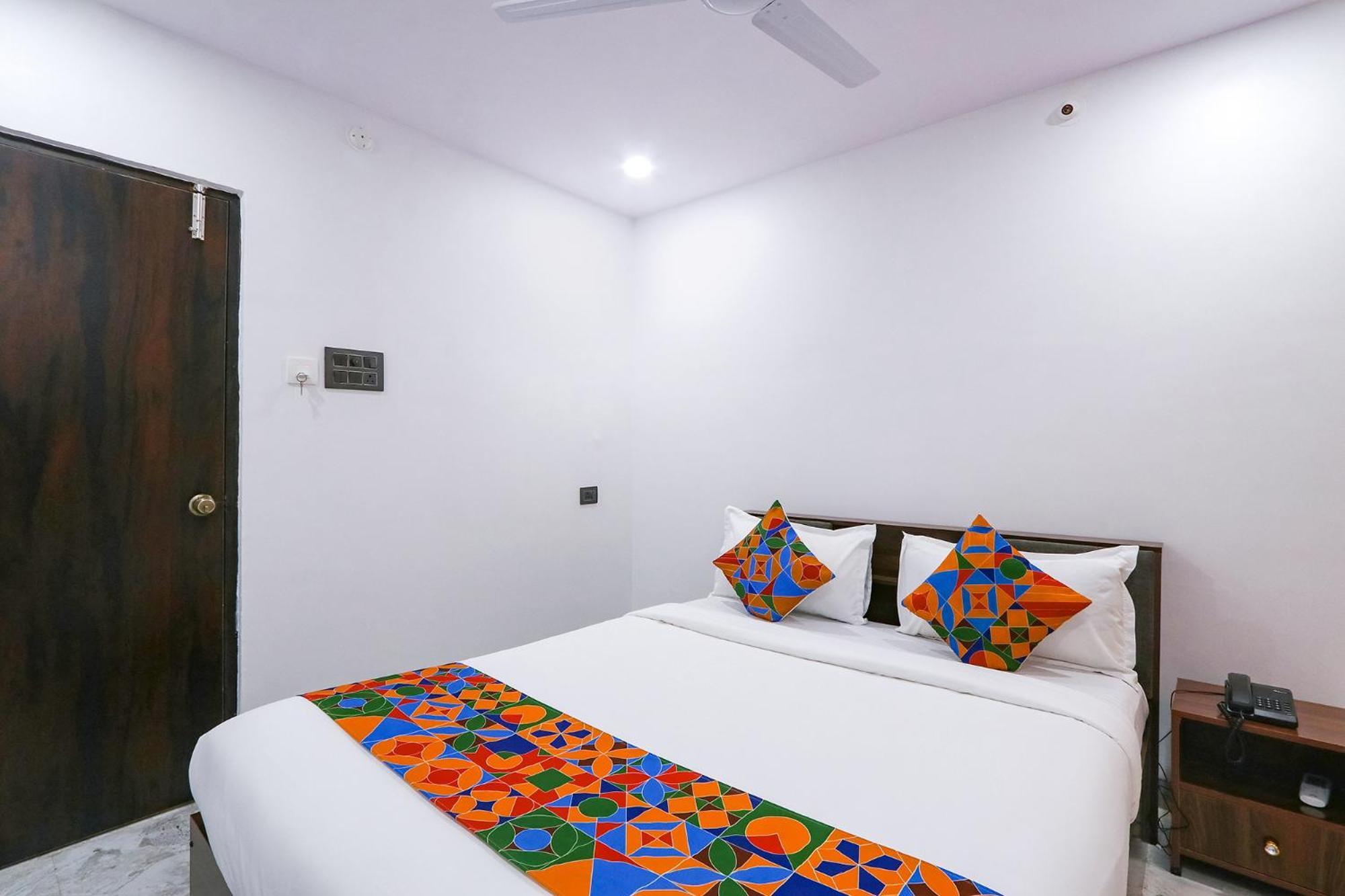 Fabhotel Relax Inn Гайдарабад Екстер'єр фото